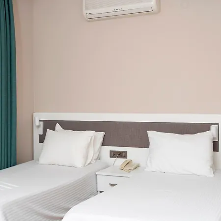 Bay Nihat Lale Hotel *