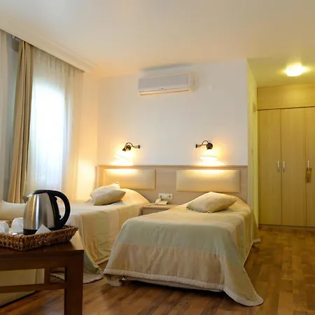 Bay Nihat Lale Hotel Ayvalı