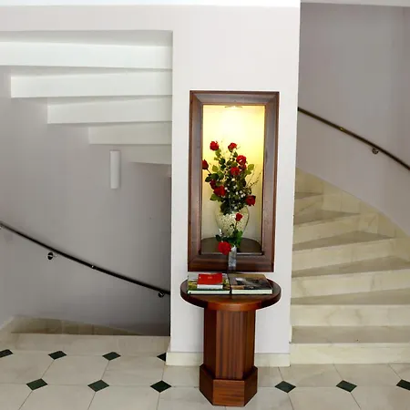 Hotel Bay Nihat Lale